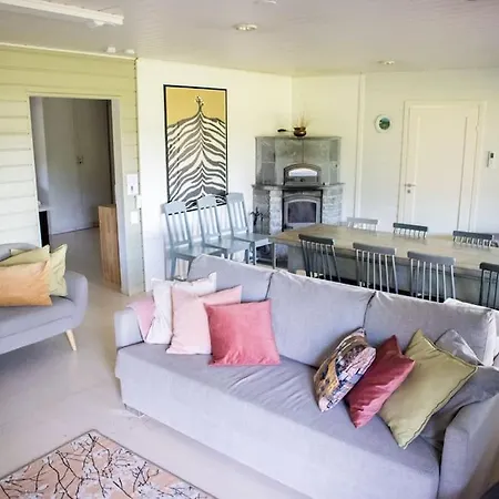 Luxury For Two In Tahlo With Lakeside Sauna Mutala