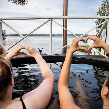 Villa Luxury For Two In Tahlo With Lakeside Sauna Mutala