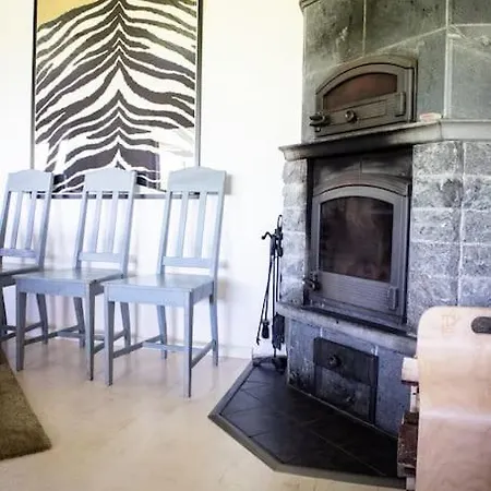 Villa Luxury For Two In Tahlo With Lakeside Sauna